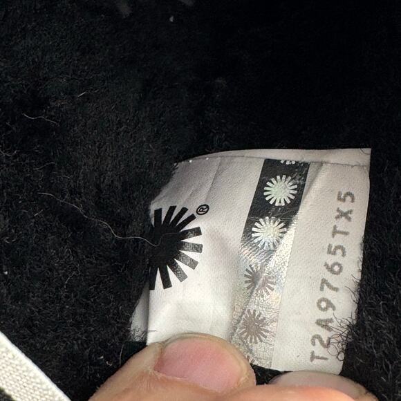 UGG Fluff Yeah Slide Black Sheepskin Slippers Women’s 9 Fuzzy Platform Sandals - Picture 9 of 10